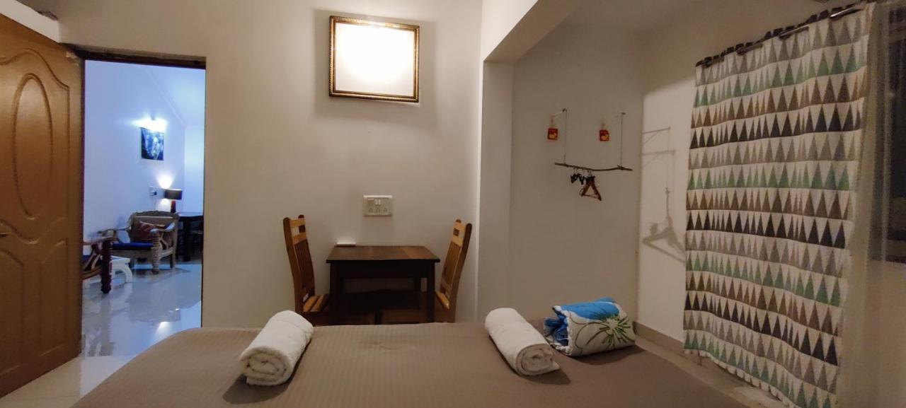 J-House, Spacious Apartments With Balconies, Thalassa 1Min Away Siolim Eksteriør billede