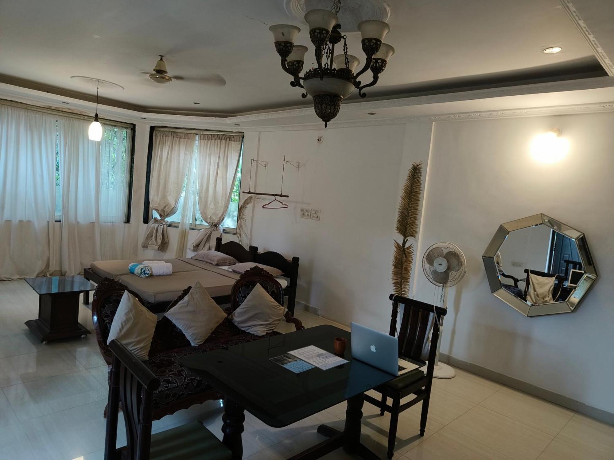 J-House, Spacious Apartments With Balconies, Thalassa 1Min Away Siolim Værelse billede